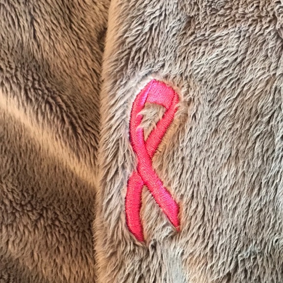 Limited edition North Face Osito jacket - Picture 5 of 5